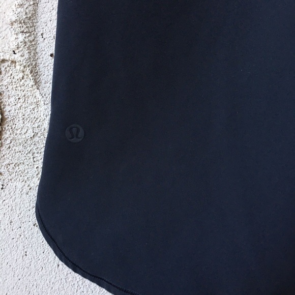 Lululemon On The Fly Skirt Woven Black Size 2 - Picture 5 of 6